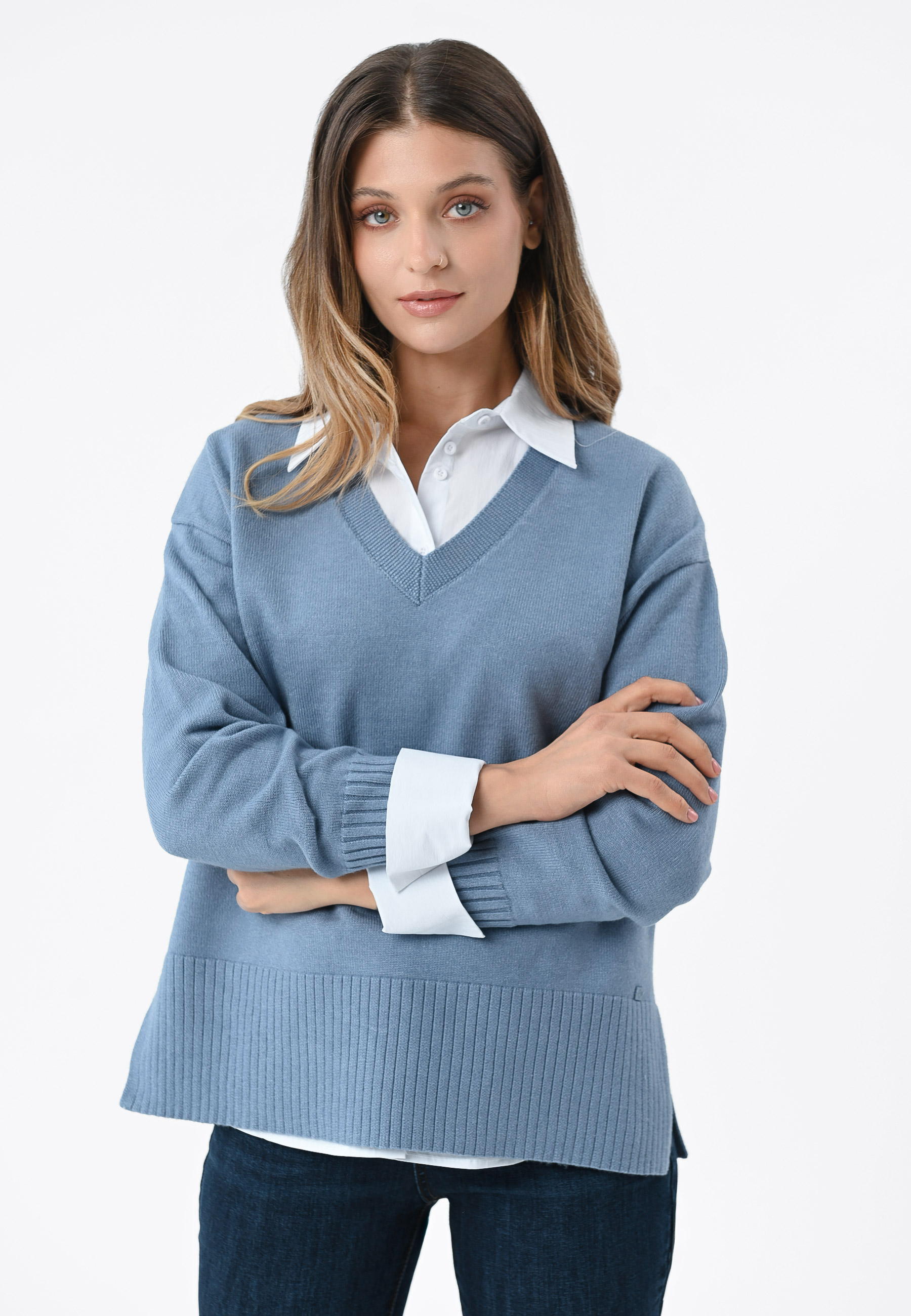 Ciepły sweter z dekoltem w serek S-NOVA