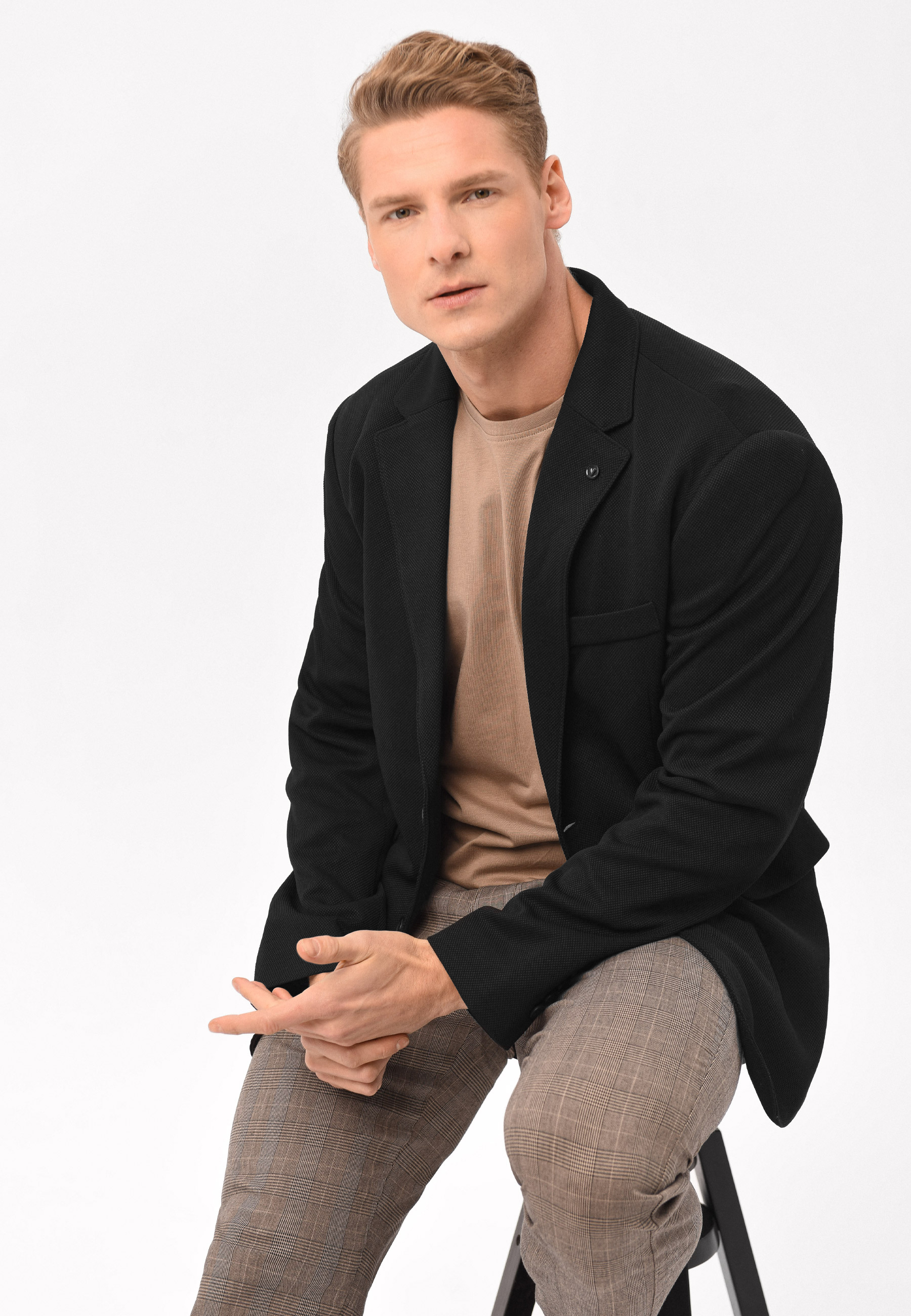 Dzianinowa marynarka jednorzędowa JB-BOND