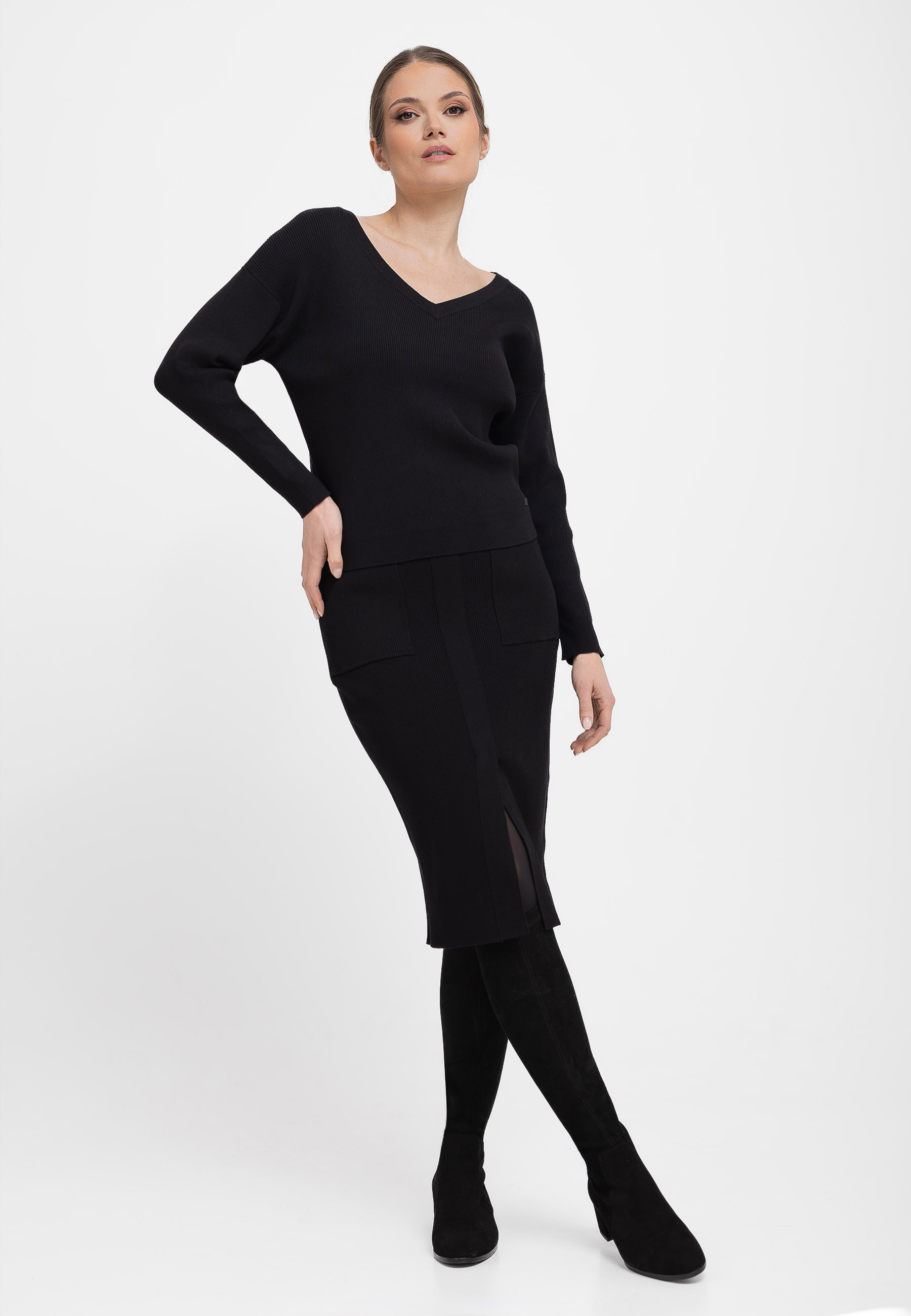 Dzianinowa, czarna spódnica G-PIKO