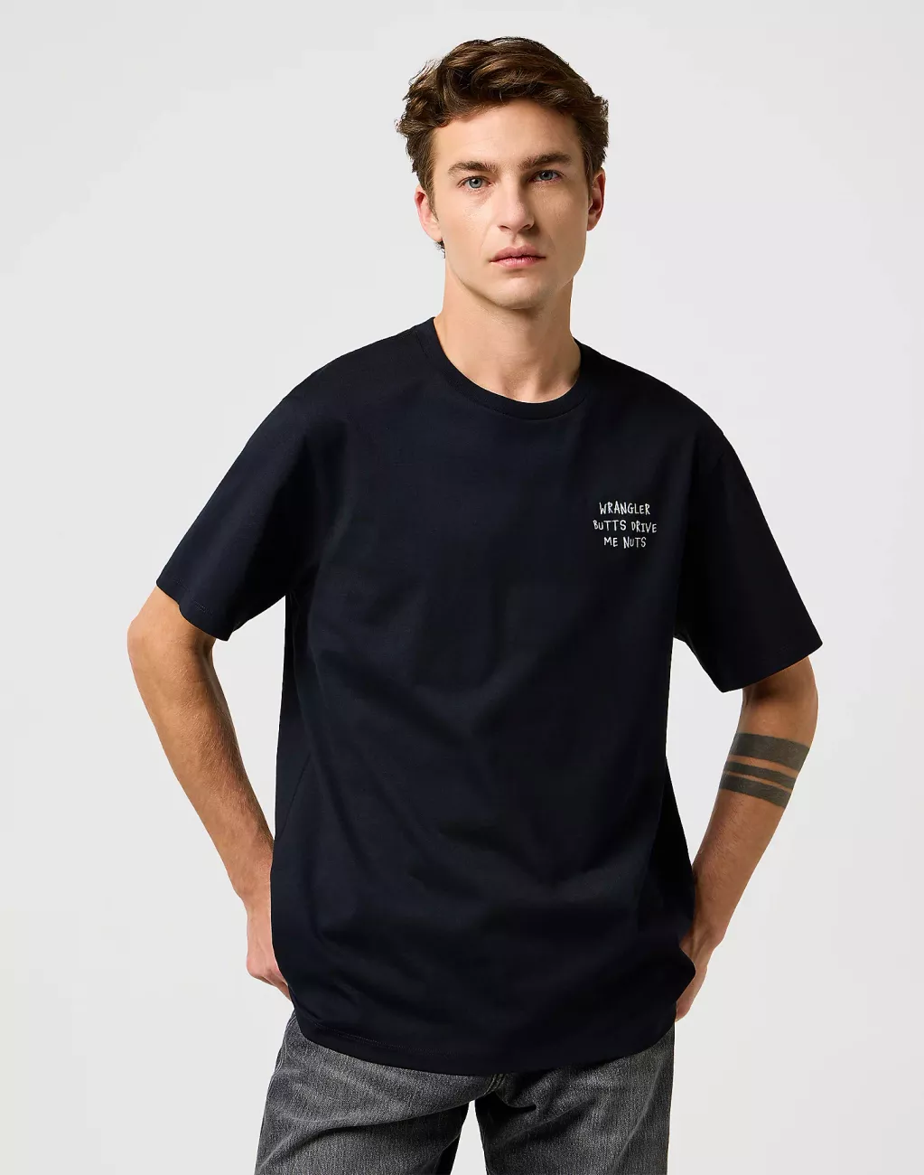 MESKA KOSZULKA WRANGLER EMBROIDERY TEE BLACK 112371489