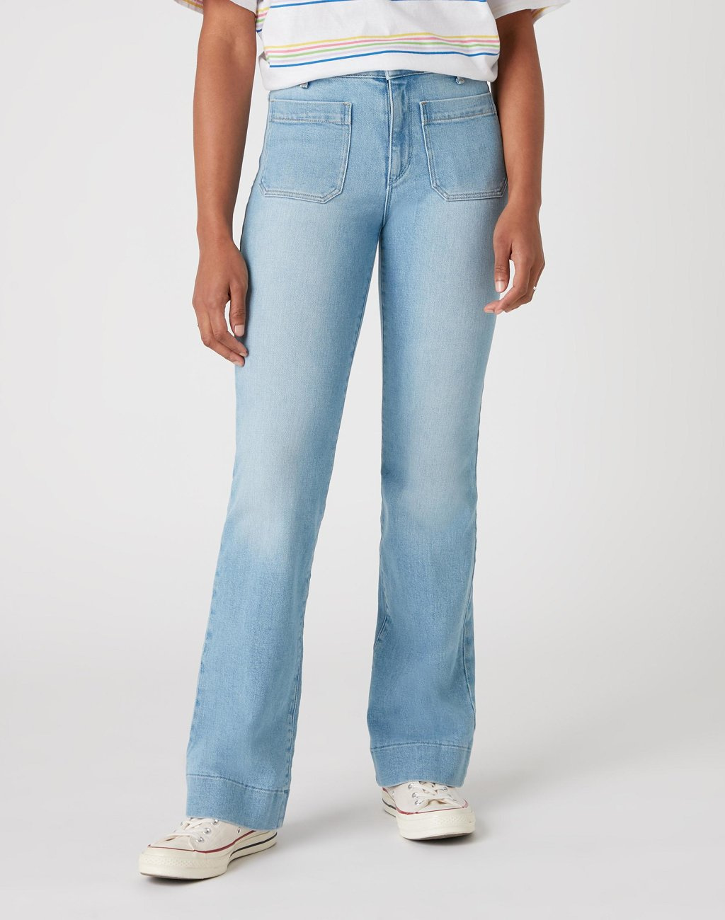 SPODNIE DAMSKIE WRANGLER FLARE CLEAR BLUE W233ZH280 112127861