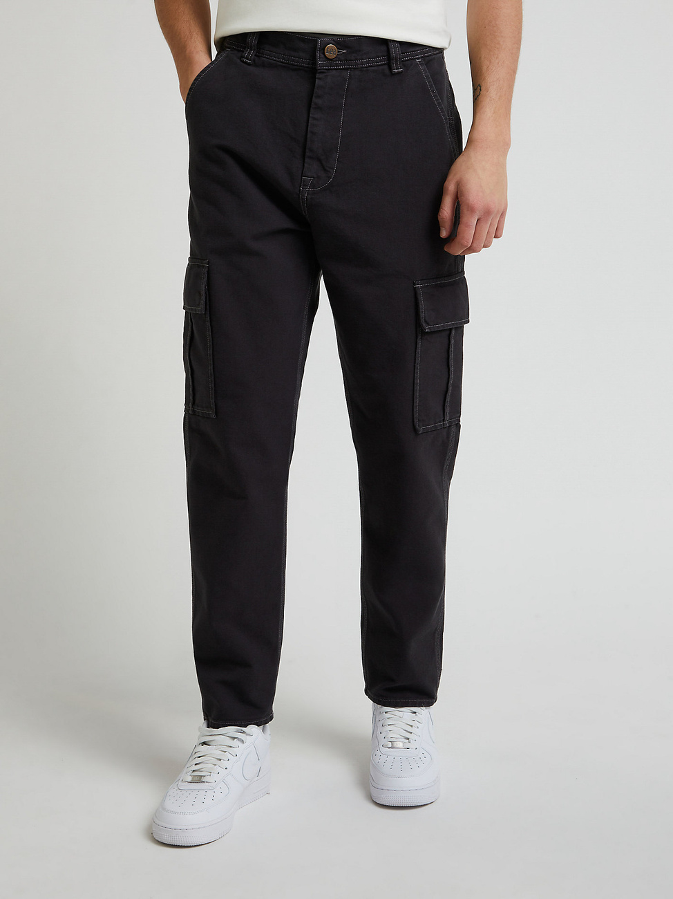MĘSKIE SPODNIE MATERIAŁOWE LEE CARGO PANT WASHED BLACK 112333668