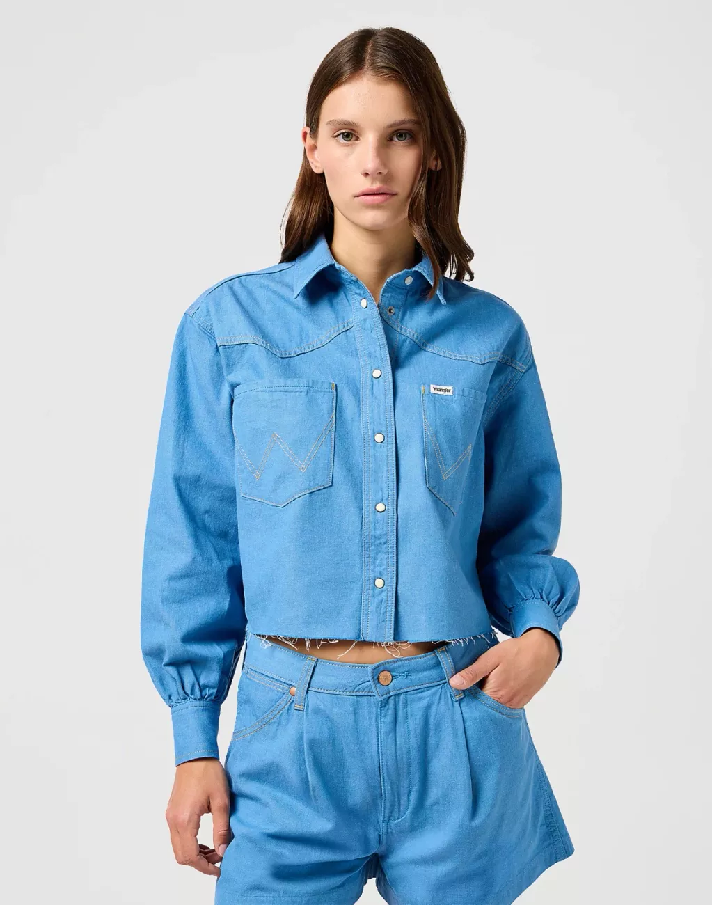 DAMSKA KOSZULA JEANSOWA WRANGLER CUT OFF SHIRT COTTON CANDY BLUE 112362980
