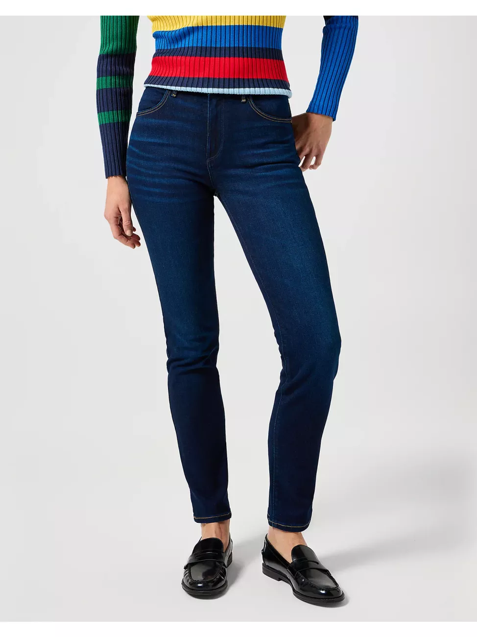 WRANGLER DAMSKIE SPODNIE JEANSOWE SLIM ILLUSION 112356385 W26L017642