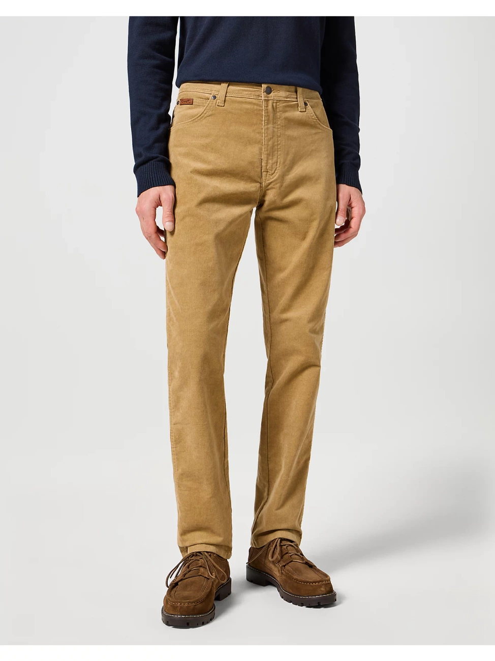 WRANGLER MĘSKIE SPODNIE MATERIAŁOWE TEXAS SLIM TIGERS EYE 112358039 W12S015733