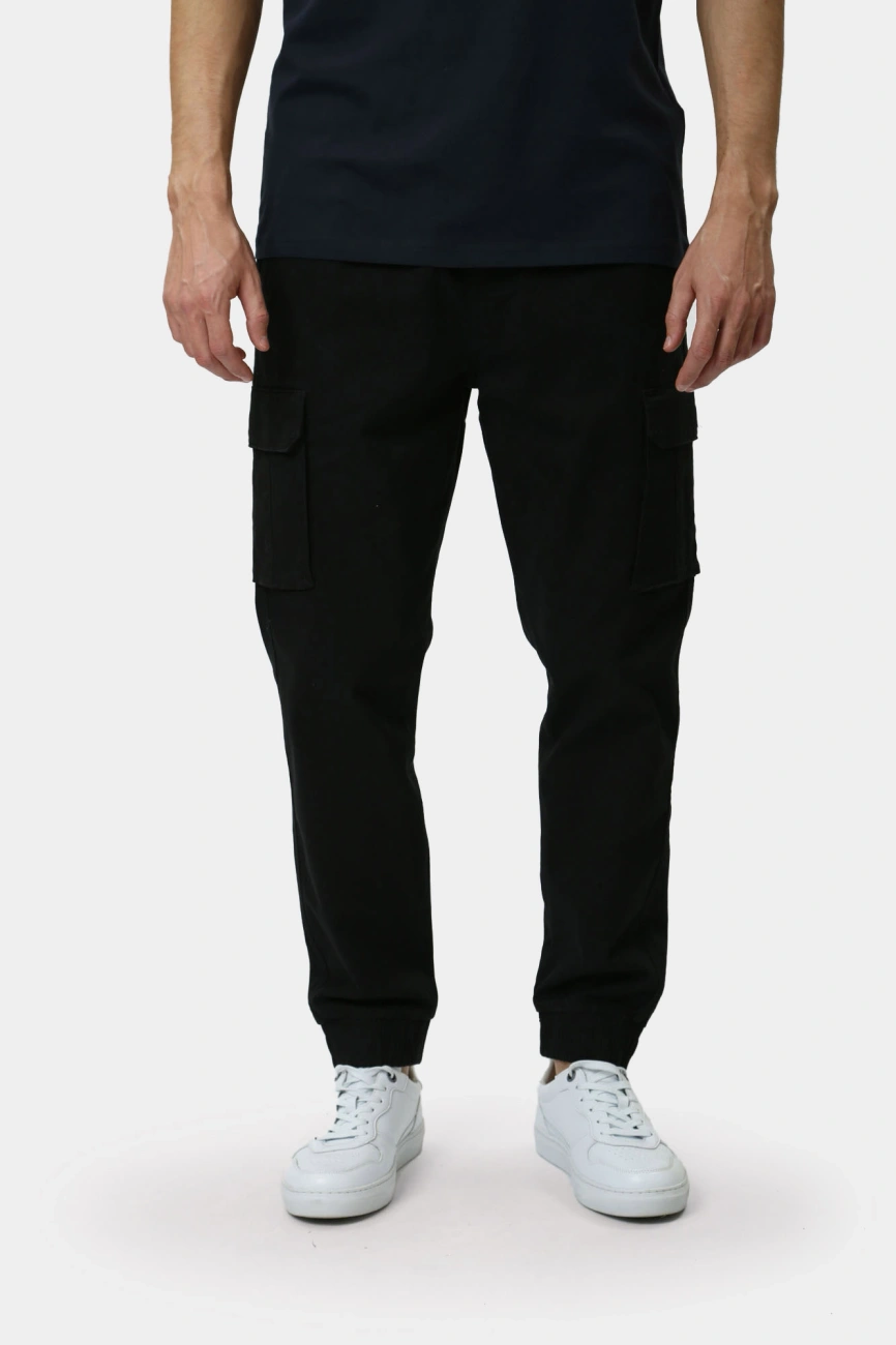 Męskie Spodnie Materiałowe Mustang Style Paris Jogger Cargo Black Beauty 1015896 4185