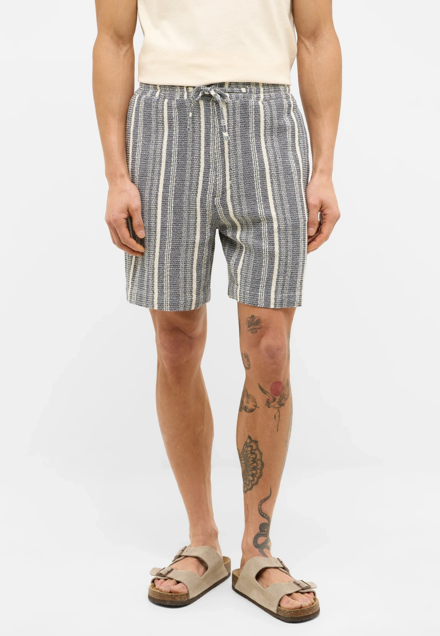Męskie szorty Mustang Style Lockport Shorts Blue Dobby Stripe 1016479 12740