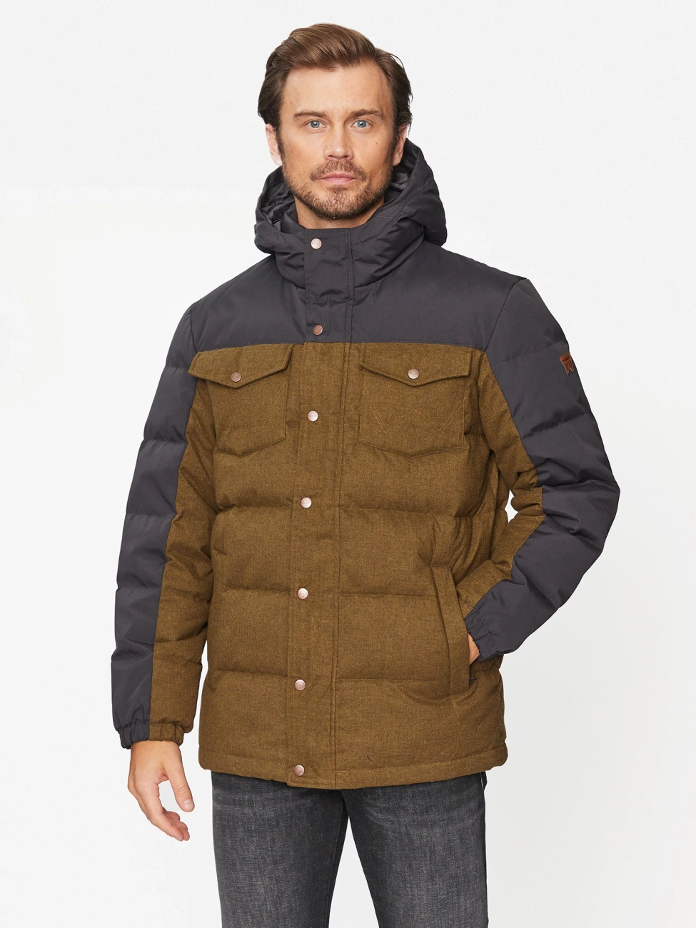 WRANGLER DOWN JACKET MĘSKA KURTKA ZIMOWA CIEPŁA NA ZIME FADED BLACK 112341101 W40L018280