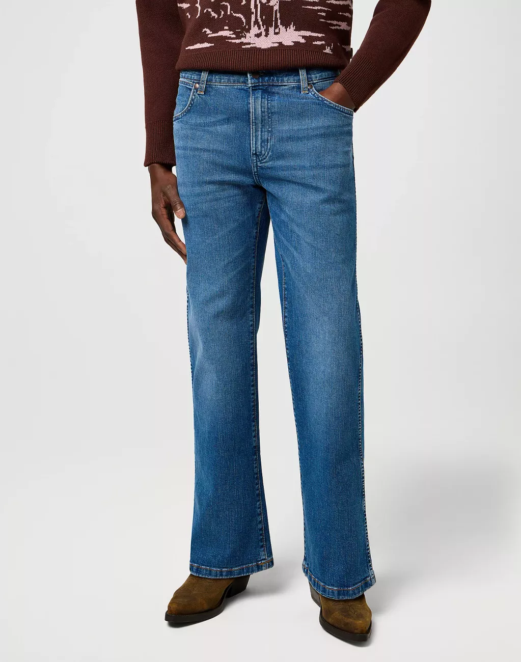 MESKIE SPODNIE WRANGLER LOOSE BOOT SKY BREEZE 112371340