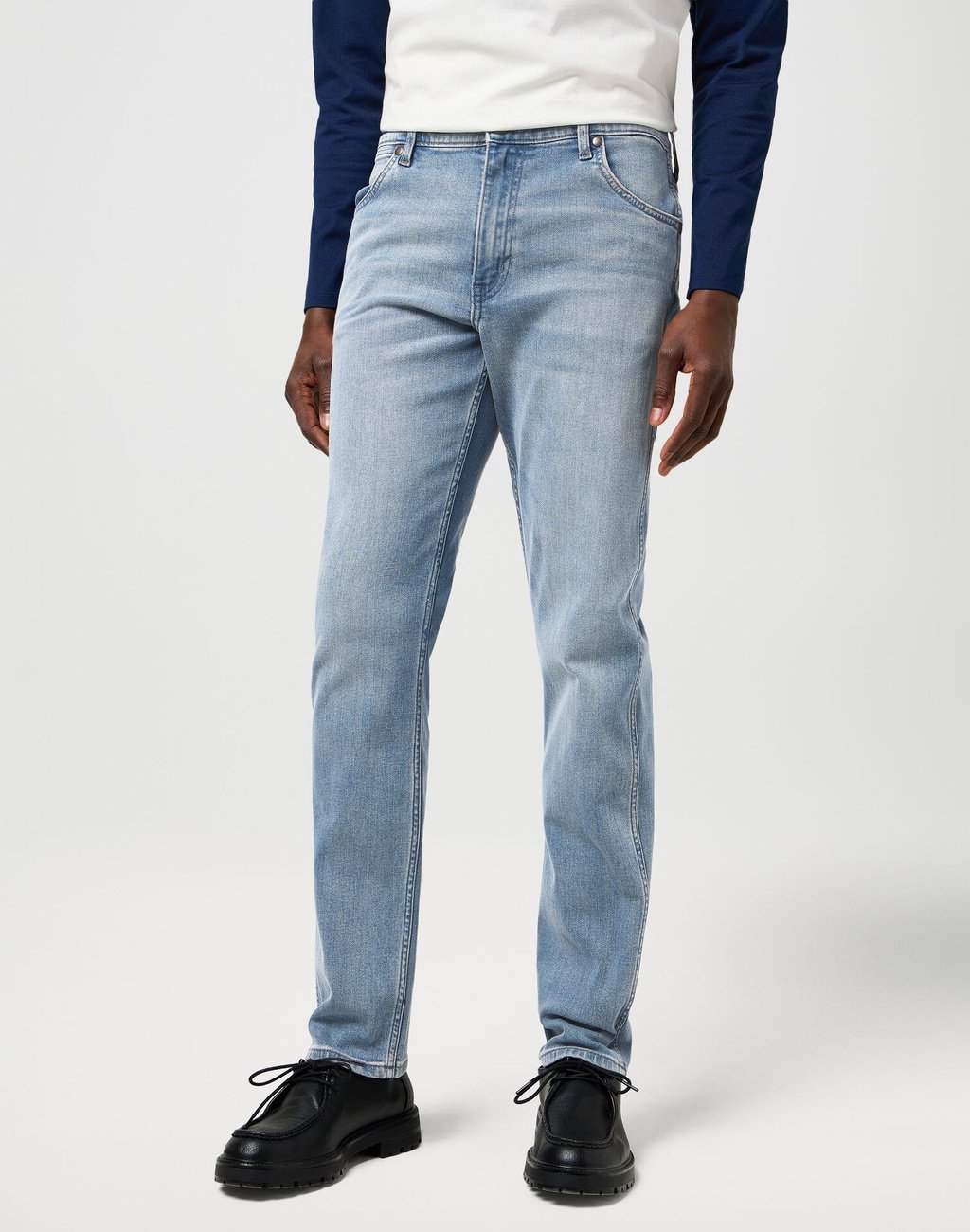 MESKIE SPODNIE WRANGLER GREENSBORO GREY LIGHT 112370850