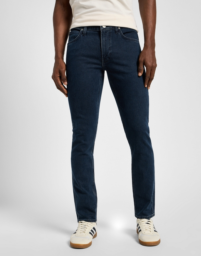 LEE MĘSKIE SPODNIE JEANSOWE LUKE DARK ROOM 112355863 L719008575