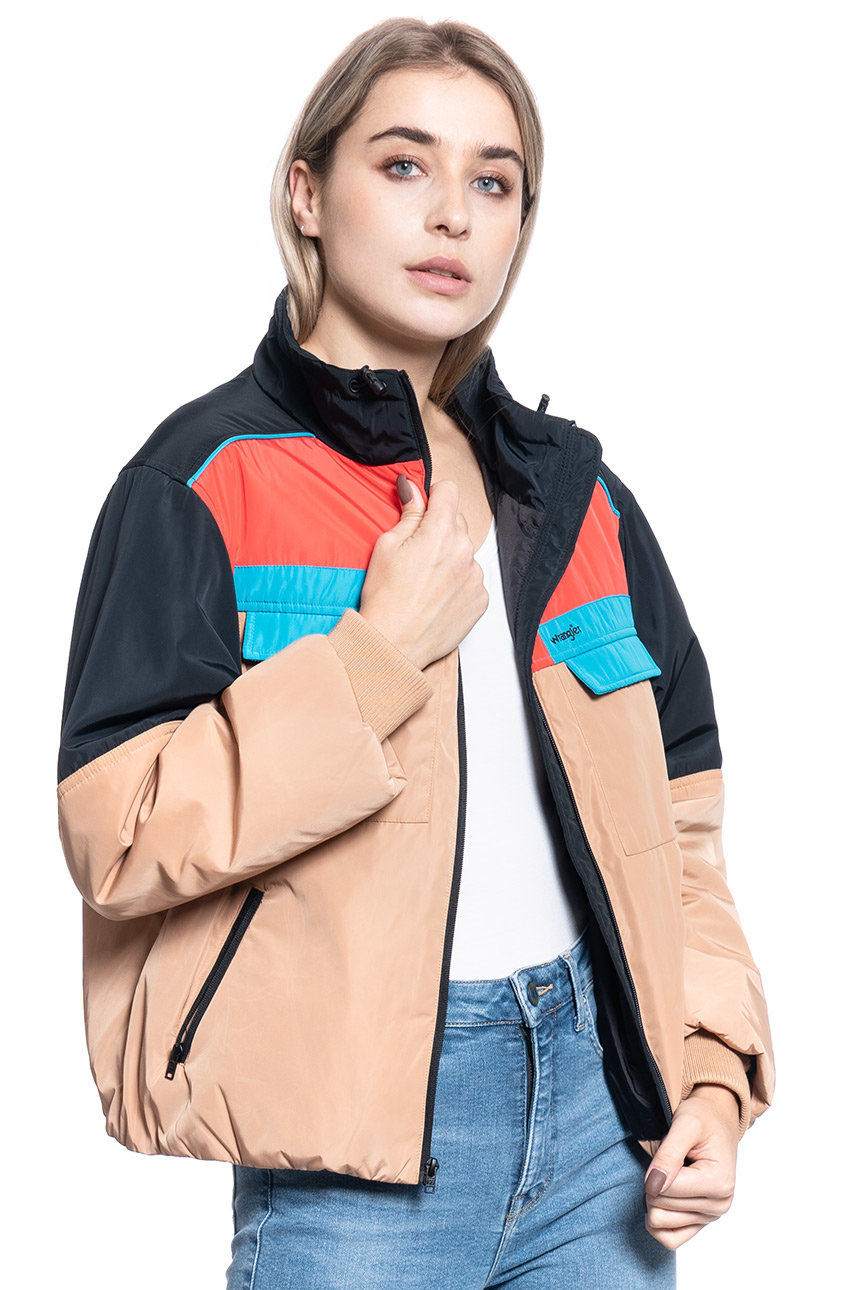 DAMSKA KURTKA PRZEJŚCIOWA WRANGLER UTILITY JACKET PYRAMID SAND W4Q1YJC01 112129191