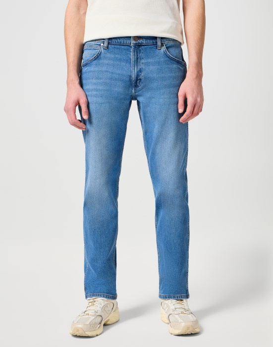 WRANGLER MĘSKIE SPODNIE JEANSOWE WRANGLER GREENSBORO NEW FAVORITE 112322662
