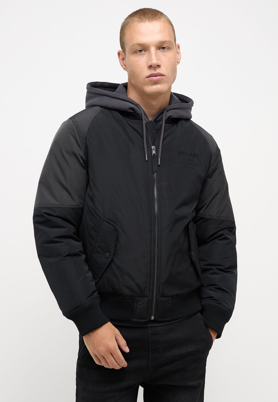 MUSTANG DANIEL BOMBER MĘSKA KURTKA ZIMOWA CIEPŁA EDGE BLACK 1014470 4142