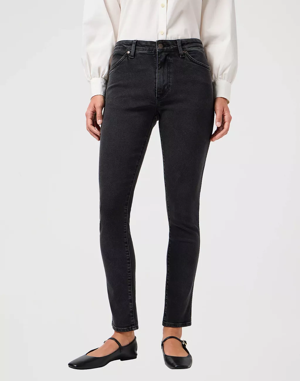 DAMSKIE SPODNIE WRANGLER SIENNA SULTRY BLACKOUT 112362640