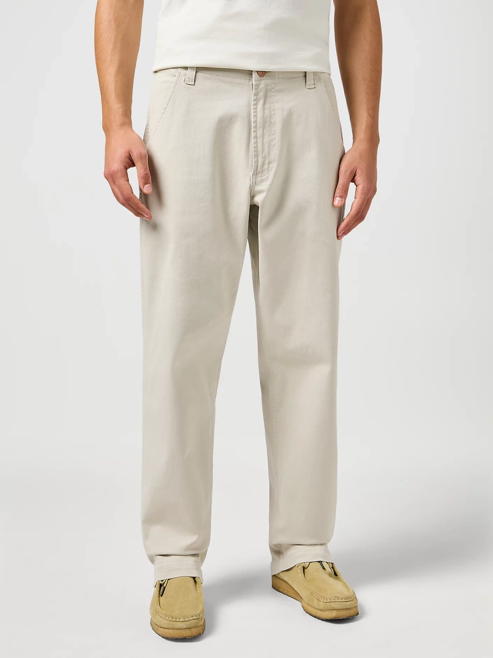 WRANGLER MĘSKIE SPODNIE WRANGLER RELAXED CHINO PELICAN 112362915