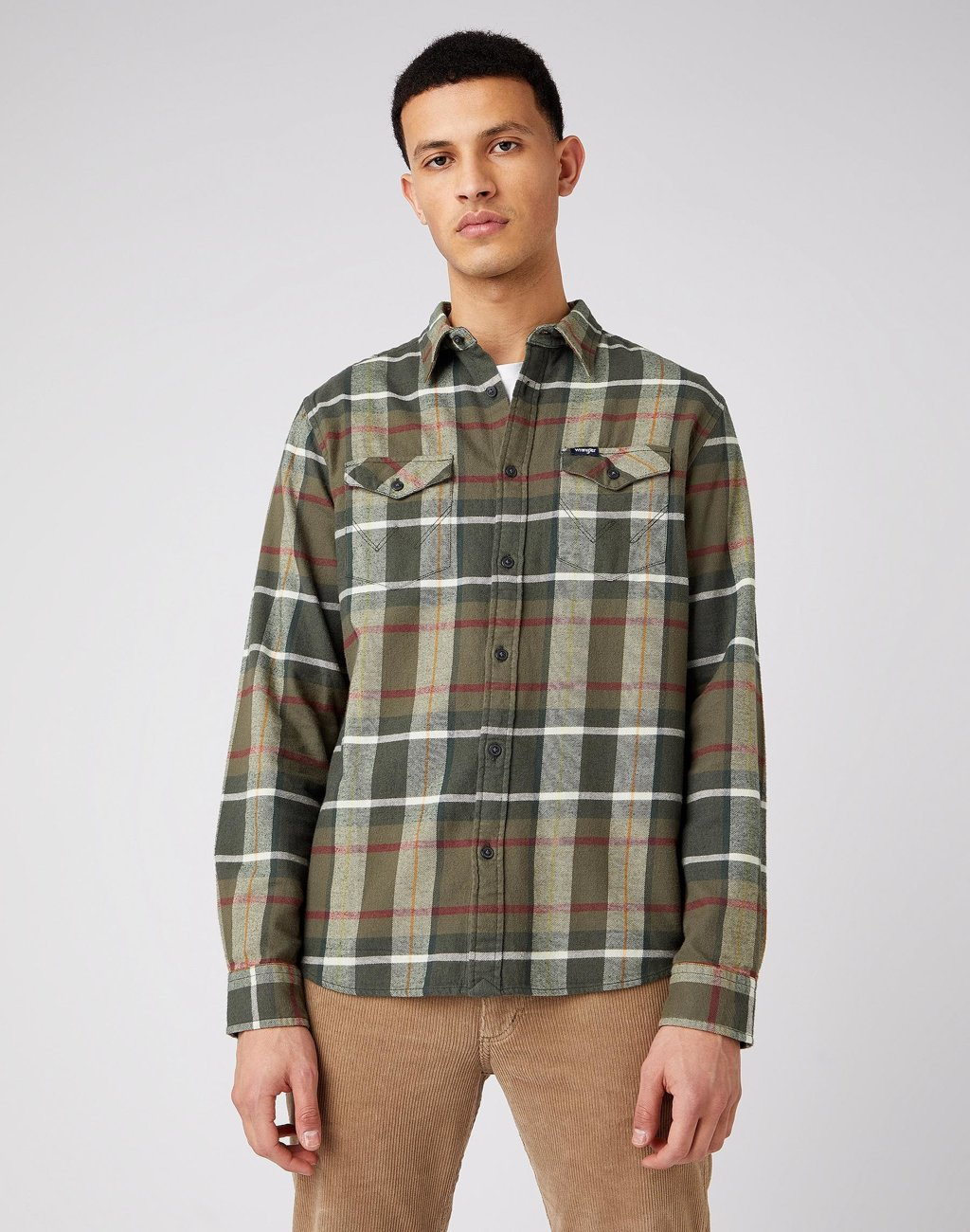 MĘSKA KOSZULA MATERIAŁOWA WRANGLER LS 2PKT FLAP SHIRT IVY GREEN W5A53WXIX 112141427