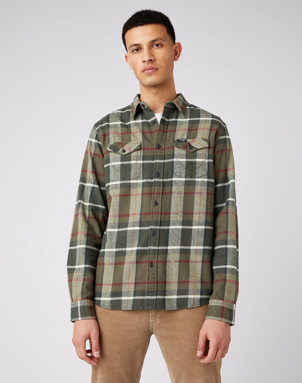 MĘSKA KOSZULA MATERIAŁOWA WRANGLER LS 2PKT FLAP SHIRT IVY GREEN W5A53WXIX 112141427