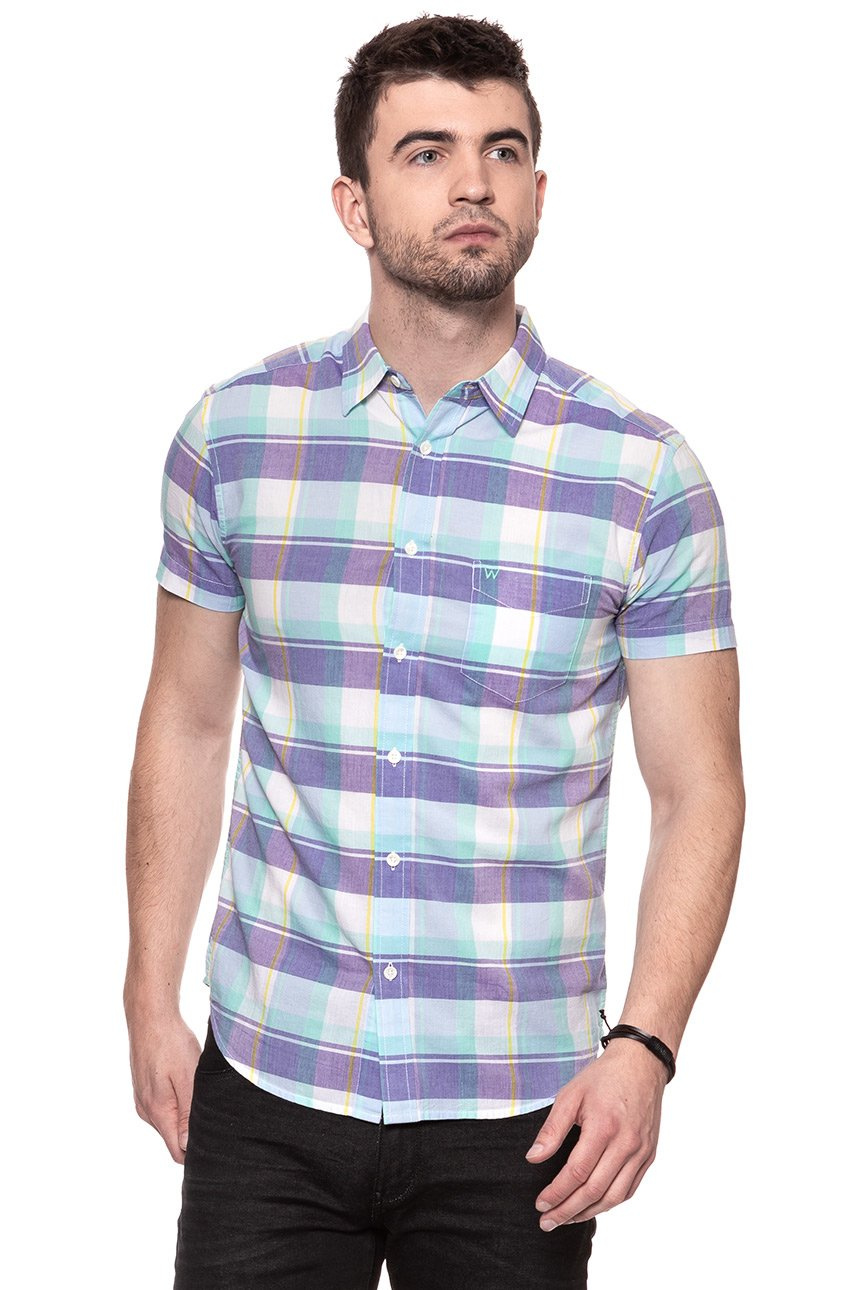 KOSZULA MĘSKA KRÓTKI RĘKAW WRANGLER SS 1PKT SHIRT BEACH GLASS W5860NQWD 112129522