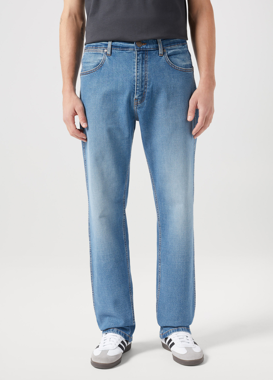 WRANGLER MĘSKIE SPODNIE FRONTIER STRIDE 112350647 W16V018020