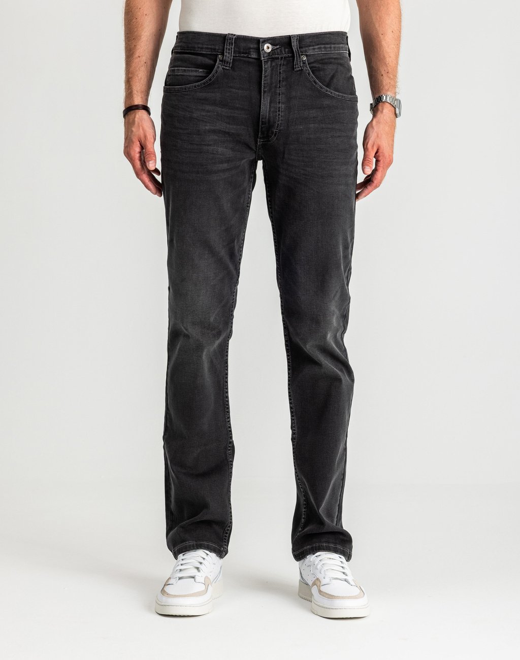 Męskie Spodnie Jeansowe MUSTANG Tramper Straight Denim Black 1016083 4000 803