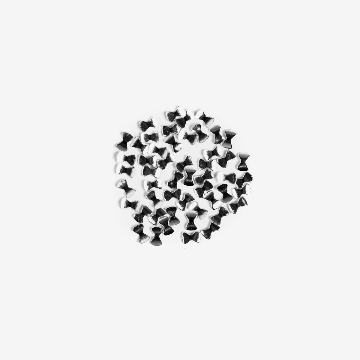 771 Ozdoba do manicure Semilac srebrna kokardka, 50 sztuk