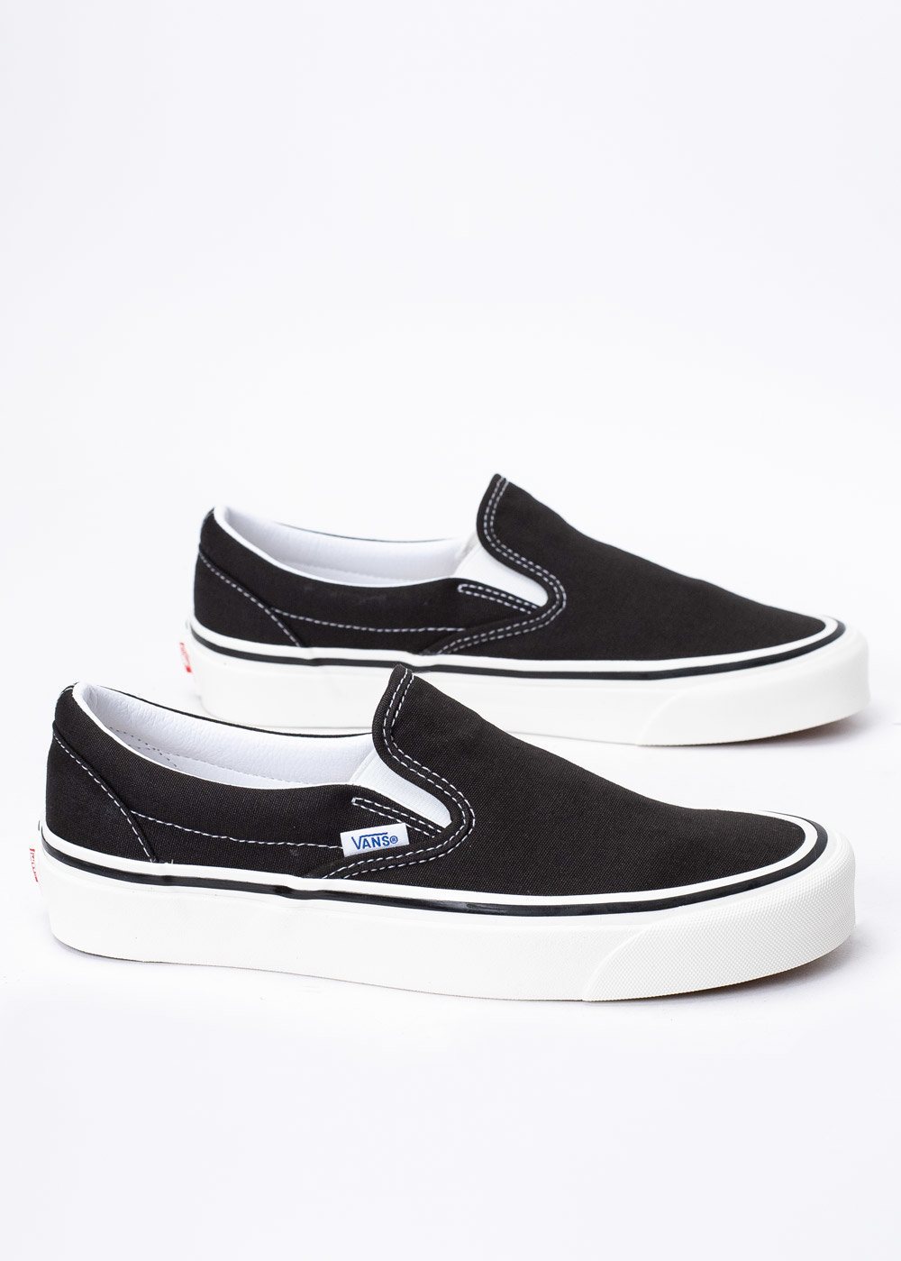 Tenisówki Vans UA Classic Slip-on 98 (VN0A3JEXUDA1)