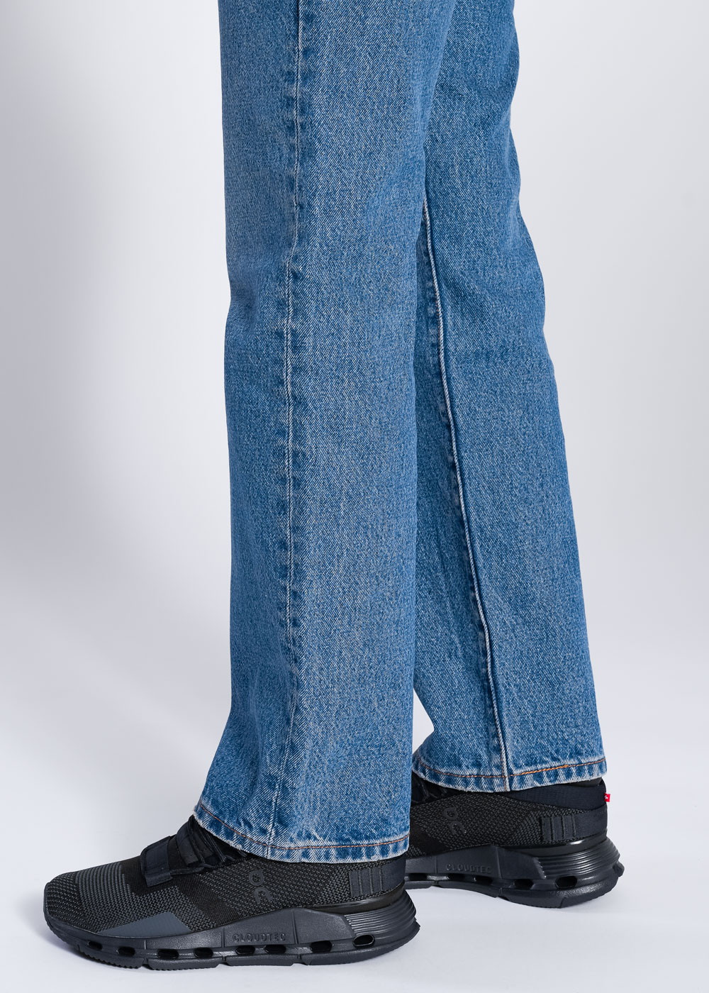 Sneakersy damskie On Running Cloud Cloudnova (26.99814)