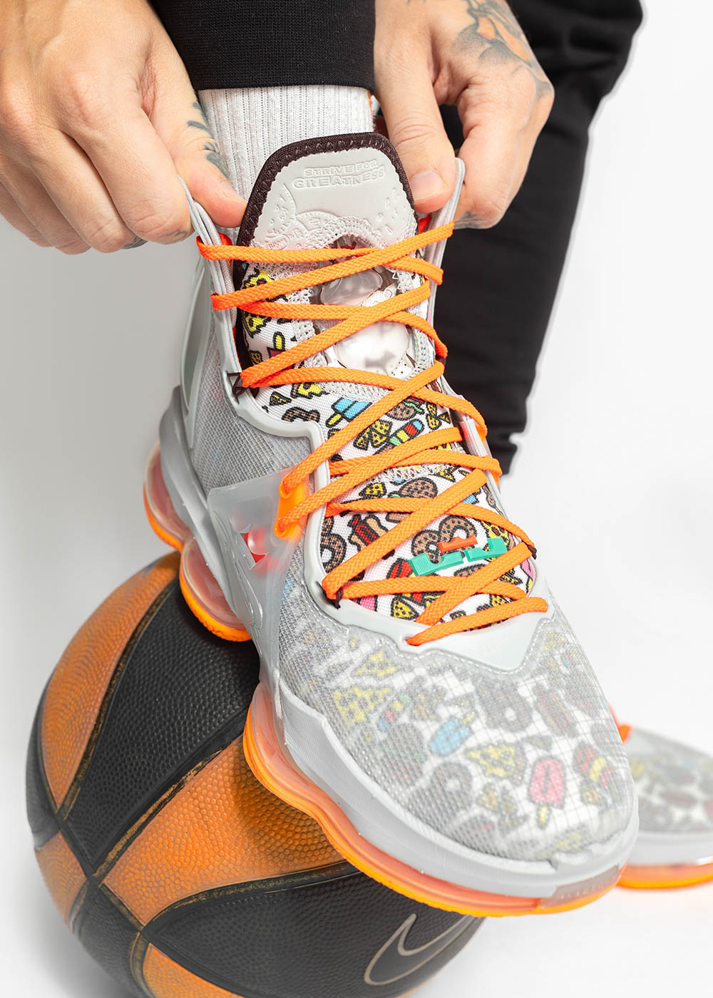 Buty do koszykówki męskie Nike LeBron XIX Fast Food