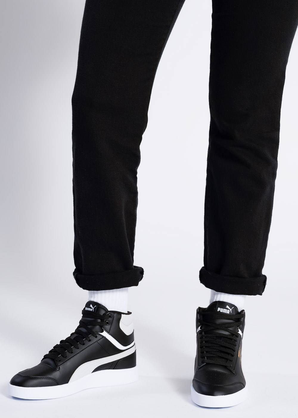 Sneakersy unisex czarne Puma Shuffle Mid