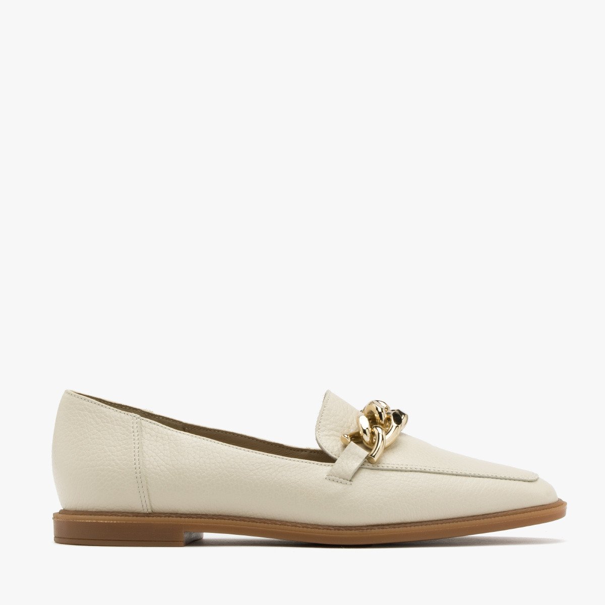 Kremowe mokasyny ze złotym łańcuchem na cholewce SALLY