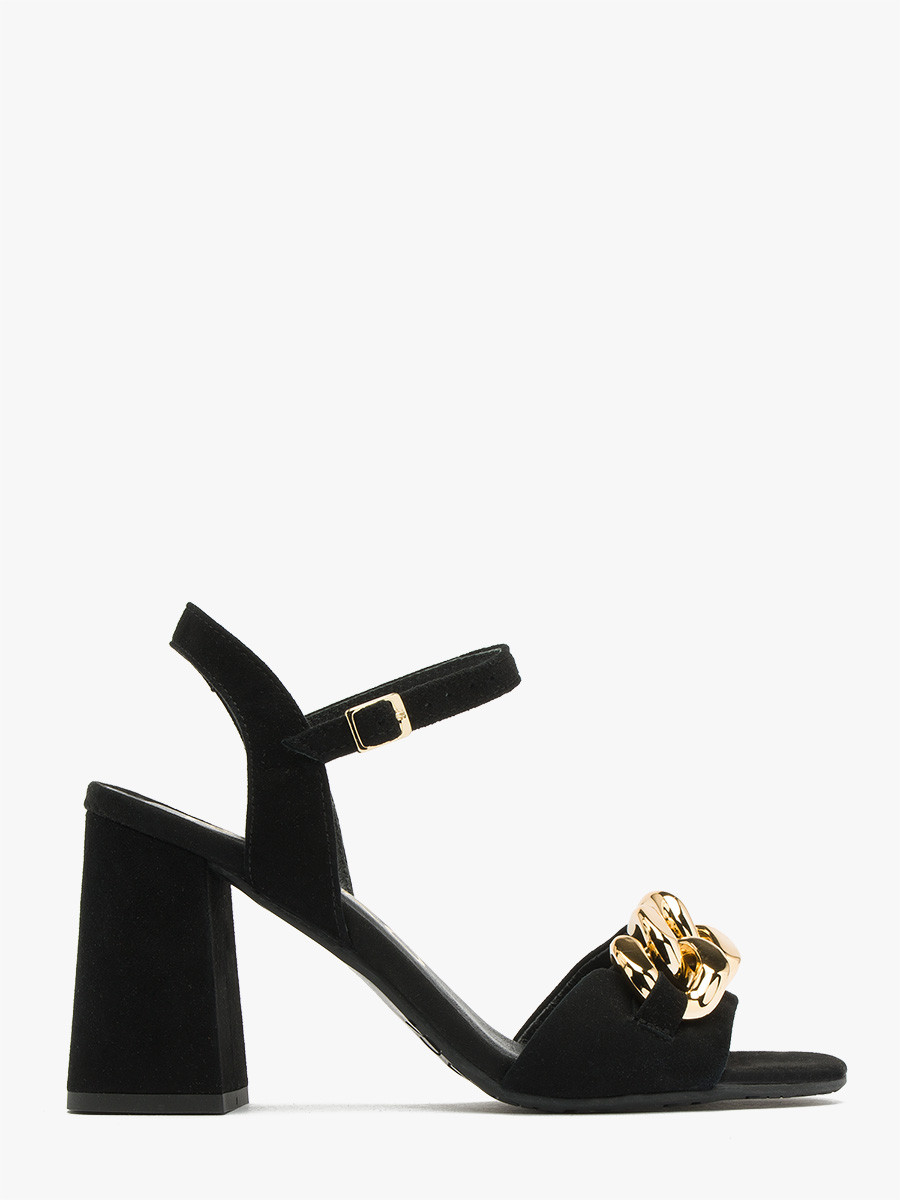 Czarne sandały ze złotą ozdobą MIRELLA