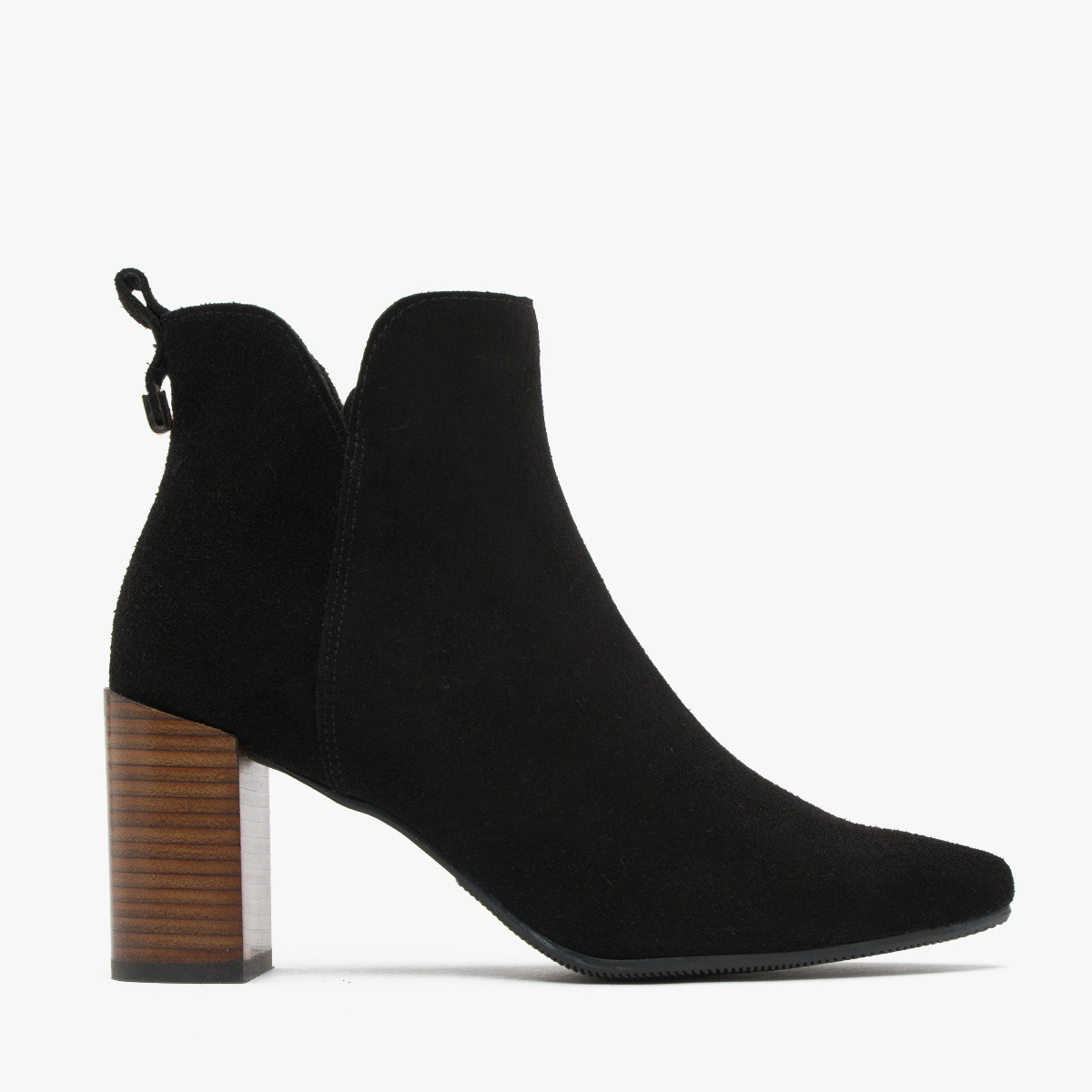 Czarne botki na słupku CHLOE