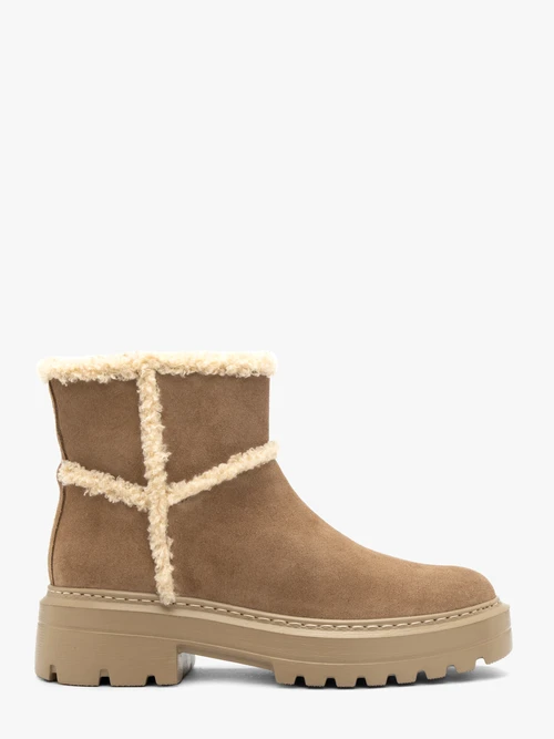 Beżowe śniegowce z futerkiem