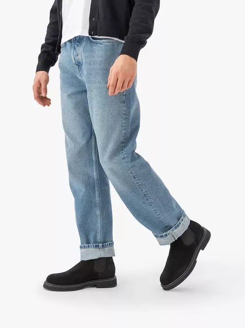 Czarne sztyblety ze skóry welurowej