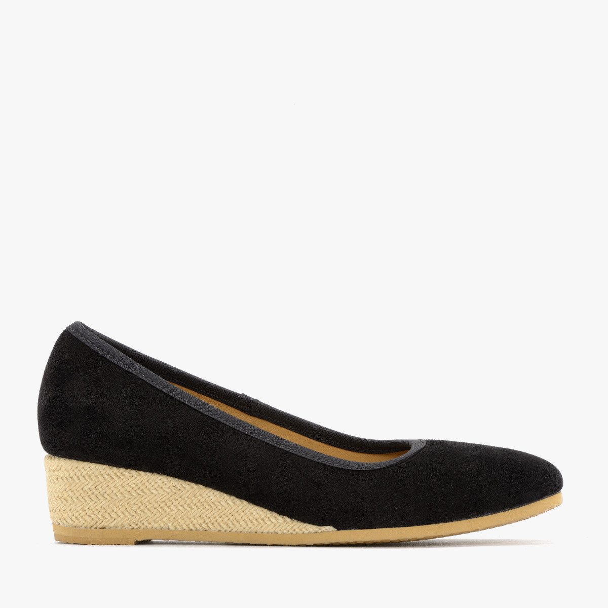 Czarne czółenko na klinie SOPHIE