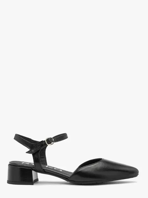 Czarne czółenka z otwartą piętą