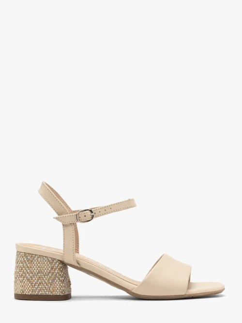 Beżowe sandały na dekoracyjnie obleczonym obcasie