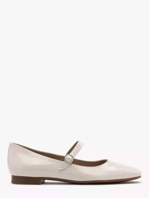 Kremowe lakierowane baleriny z ozdobnym zapięciem