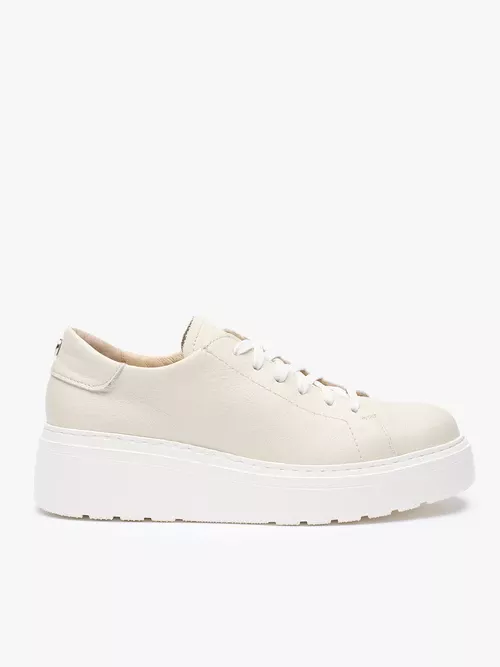 Kremowe sneakersy na platformie