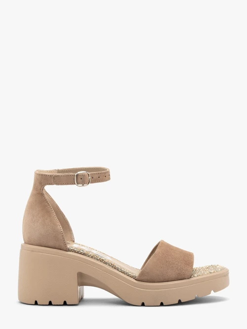 Beżowe sandały damskie z weluru