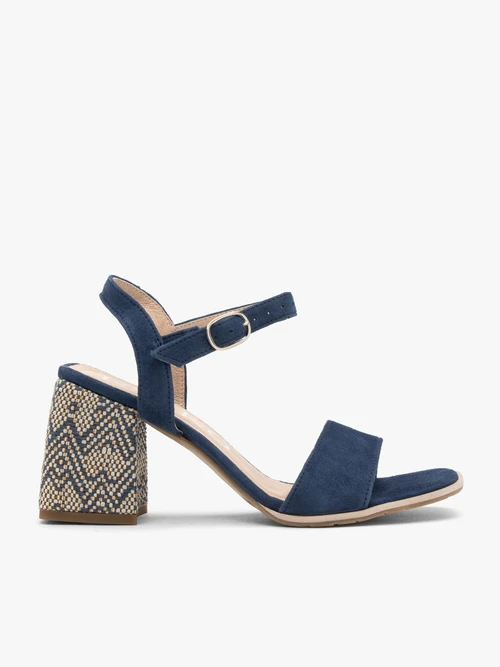 Granatowe sandały na dekoracyjnie obleczonym obcasie