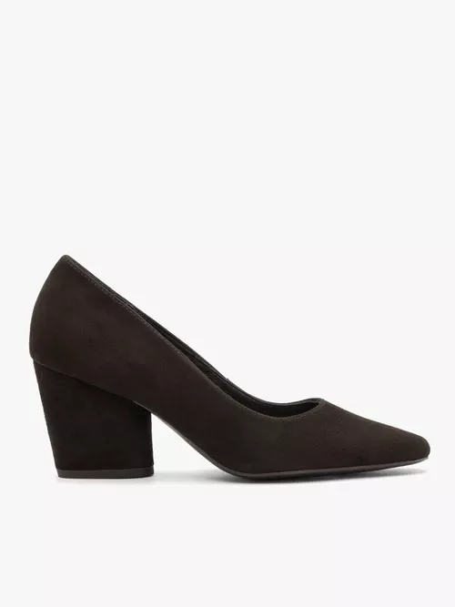 Czekoladowe czółenka na słupku