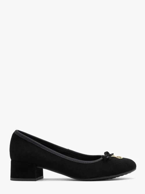 Welurowe czółenka na niskim obcasie