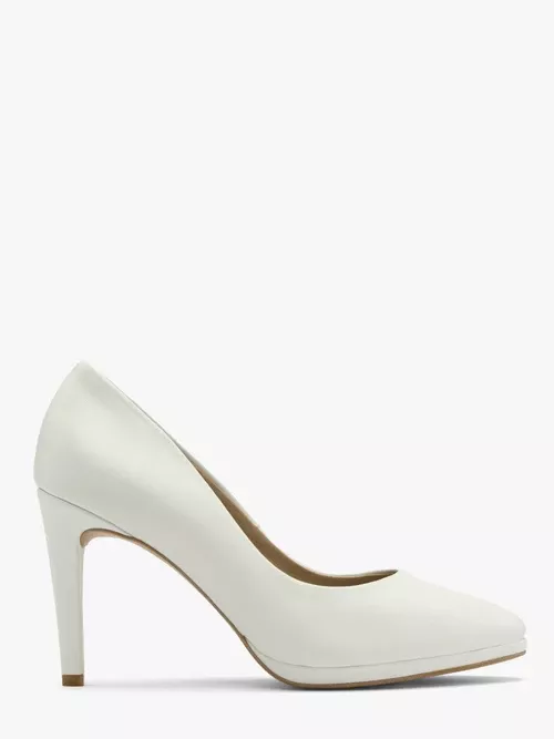 Kremowe czółenka na szpilce