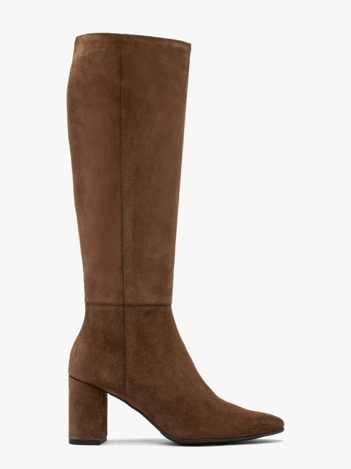 Brązowe kozaki ze skóry welurowej na słupkowym obcasie