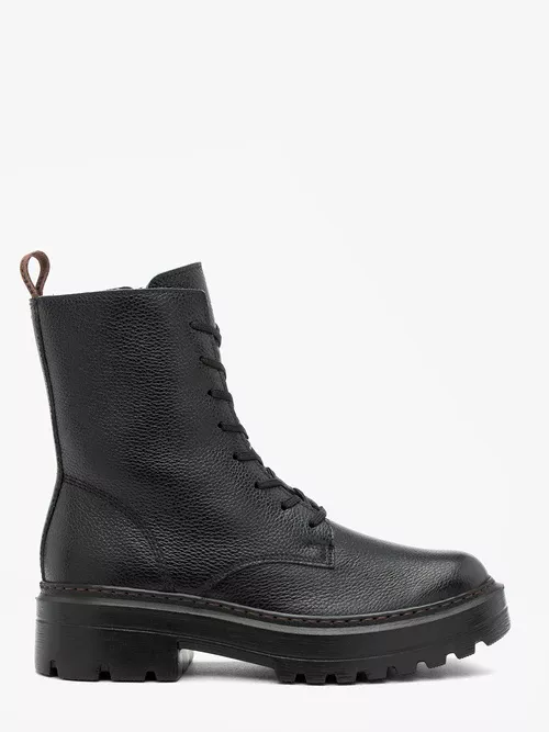 Czarne trapery ze skóry licowej