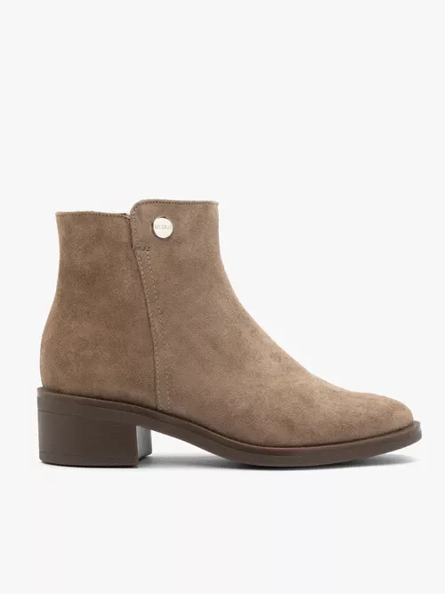 Szarobeżowe ocieplane botki