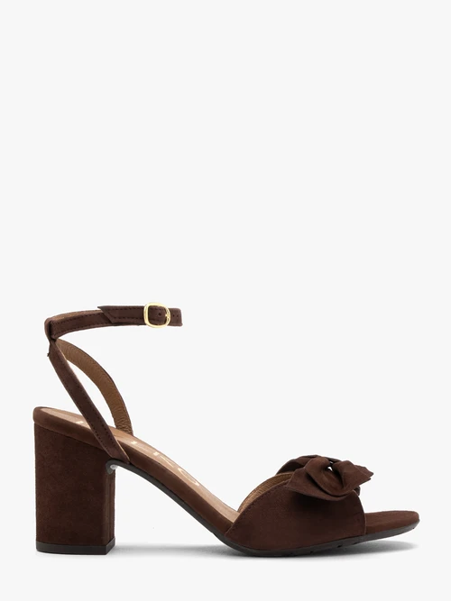 Ciemnobrązowe sandały damskie z odpinaną kokardą