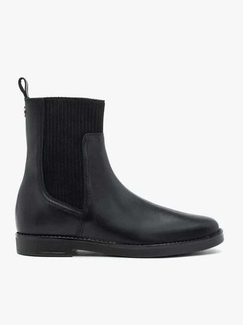 Czarne sztyblety ze ściągaczem